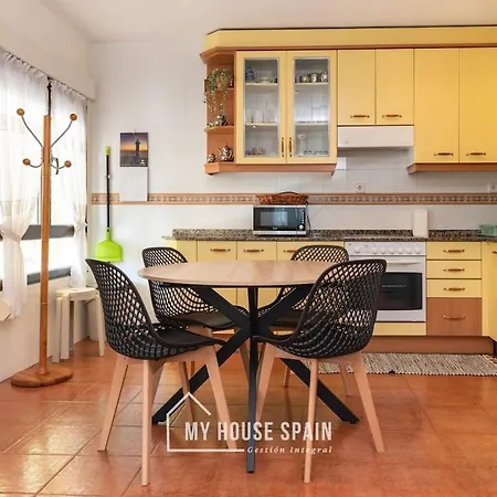 Myhousespain - Casa Con Jardin En Sebades